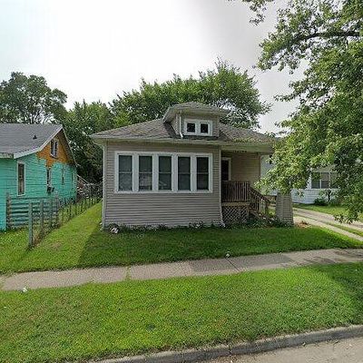 668 E Empire Ave, Benton Harbor, MI 49022