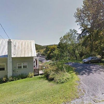 67 Pleasant St, Williamstown, VT 05679