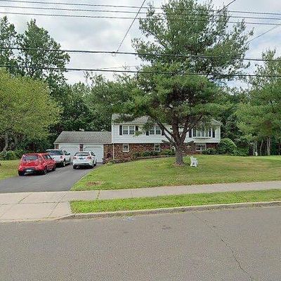 67 Sentinel Hill Rd, North Haven, CT 06473