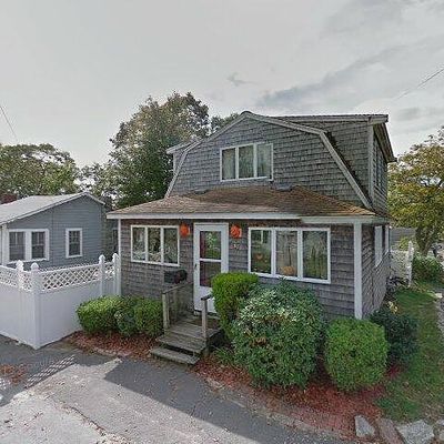 67 Warr Ave, Wareham, MA 02571