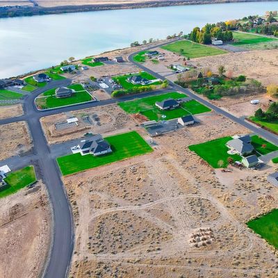 6812 E.2 Road Ne, Moses Lake, WA 98837