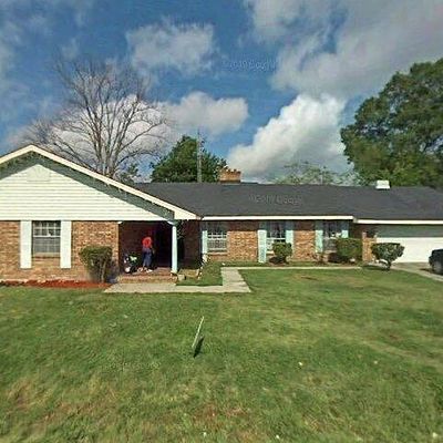 700 Catalpa St, Donaldsonville, LA 70346