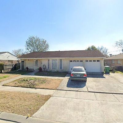 7012 Schouest St, Metairie, LA 70003