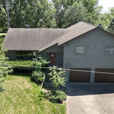 703 Lincoln St, Ainsworth, IA 52201