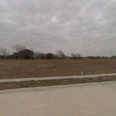 705 N View Ct, Robstown, TX 78380