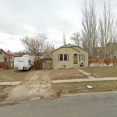 914 7 Th St, Rawlins, WY 82301