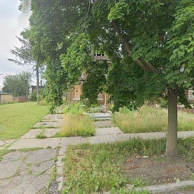 9245 Wildemere St, Detroit, MI 48206