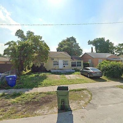 928 Nw 65 Th St, Miami, FL 33150