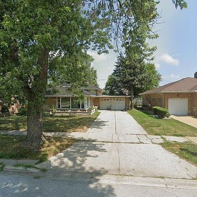 9445 S Lawndale Ave, Evergreen Park, IL 60805