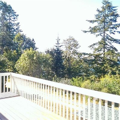 947 Rocky Point Dr, Camano Island, WA 98282