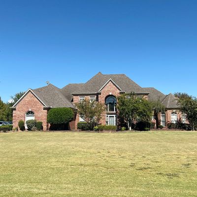 9500 Plantation Lake Rd, Collierville, TN 38017