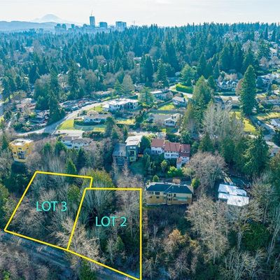 9858 Ne 34th Place, Bellevue, WA 98004