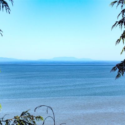 9999 S Breakerpoint Place, Port Angeles, WA 98363