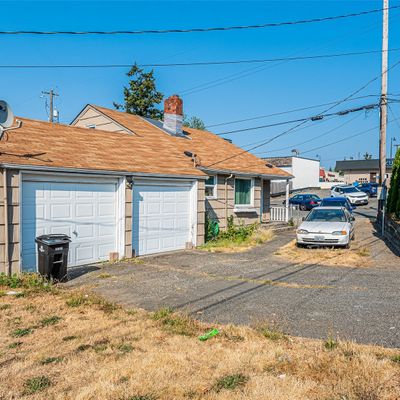 826 N 145 Th St, Shoreline, WA 98133