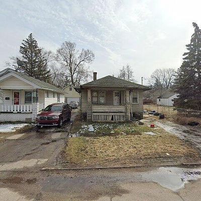 831 Ossington Ave, Flint, MI 48507