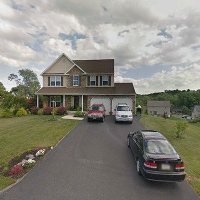 8380 Harper Dr, Waynesboro, PA 17268