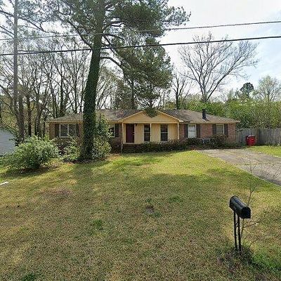 843 Woodsdale Ter, Macon, GA 31210