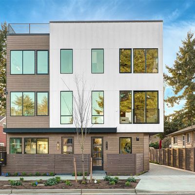 8543 14th Avenue Nw Unit A, Seattle, WA 98117