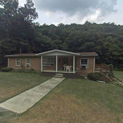 855 Shippy Rd, Manns Choice, PA 15550