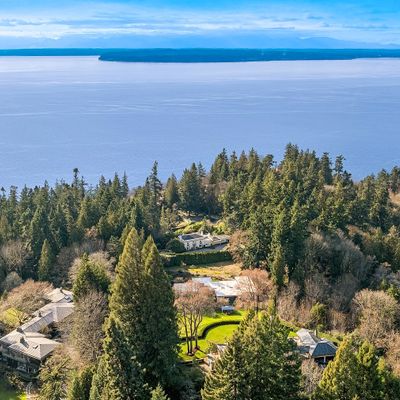 86 Olympic Dr Nw, Shoreline, WA 98177