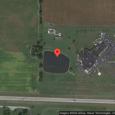 879 N Stanford Rd, Flora, IL 62839