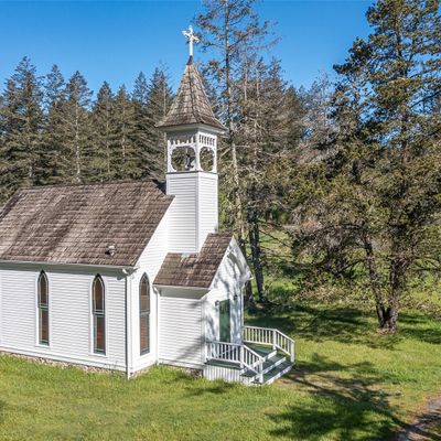 883 Victorian Valley Drive, Orcas Island, WA 98245