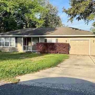 895 Morning Glory Dr, Bridge City, TX 77611