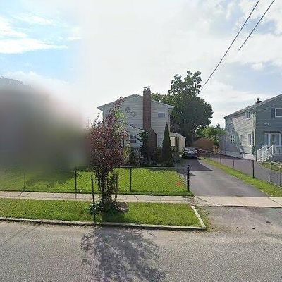 9 2 Nd Ave, Central Islip, NY 11722