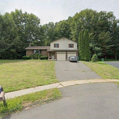 9 Charlie Cir, South Windsor, CT 06074