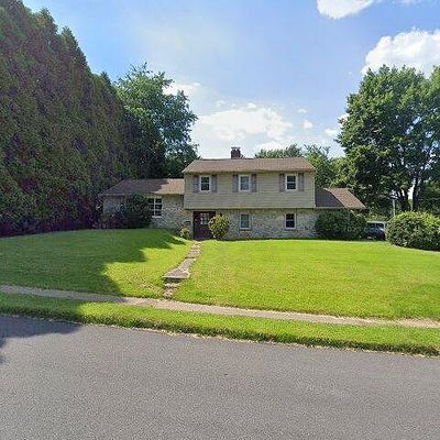 102 James Rd, Broomall, PA 19008