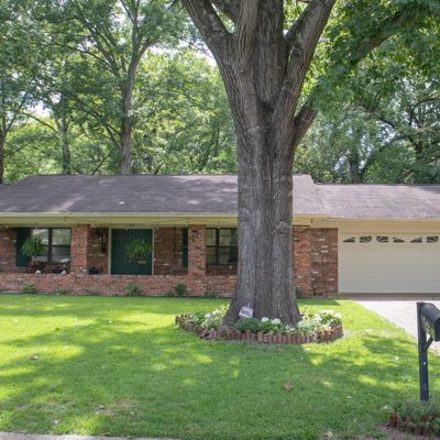 105 Edgewood Dr, Starkville, MS 39759