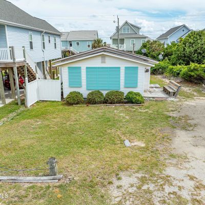 111 E Terminal Blvd, Atlantic Beach, NC 28512