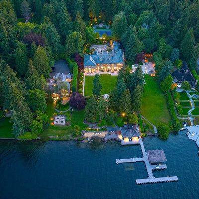 Undisclosed Address, Bellevue, WA 98004