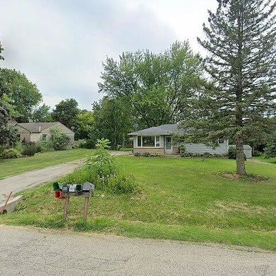 W189 S7603 Circle Dr, Muskego, WI 53150