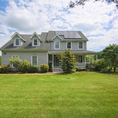 1 Esther Pond Ln, East Lyme, CT 06333