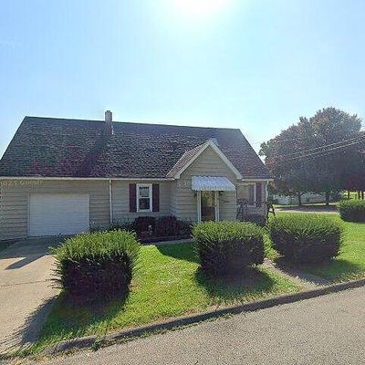 10 Evergreen St, Lyndora, PA 16045