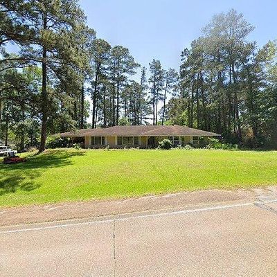 1001 Edgewood Dr, Pineville, LA 71360