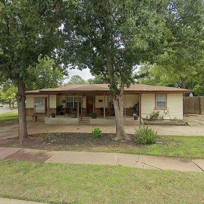 1305 Hill St, Grapevine, TX 76051