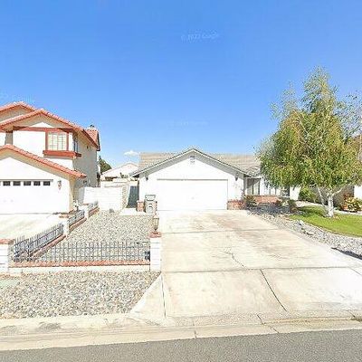 13128 Clipper Dr, Victorville, CA 92395