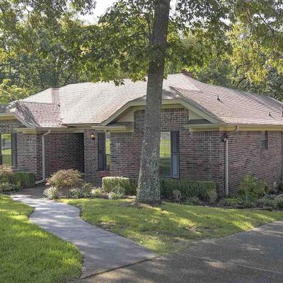 135 Clairmoor Ct, Hot Springs National Park, AR 71913