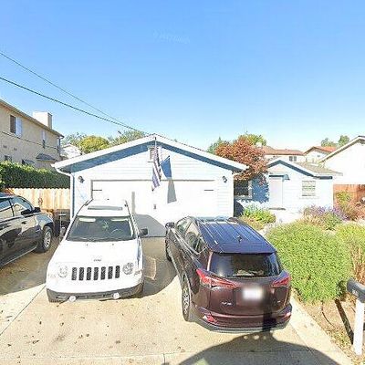 135 Maple Rd, Newbury Park, CA 91320