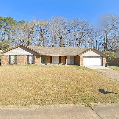 138 Wildwood Dr, Pineville, LA 71360