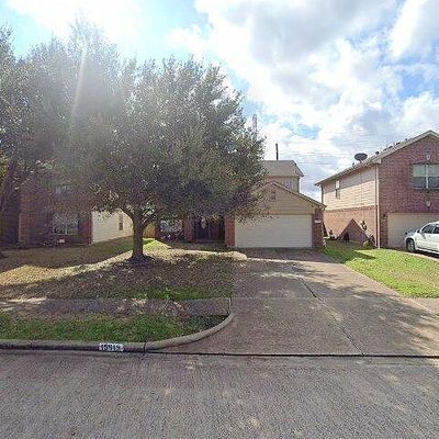 15919 Crooked Arrow Dr, Sugar Land, TX 77498