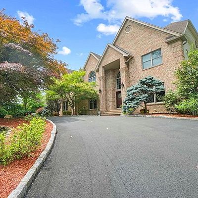 163 Dewolf Rd, Old Tappan, NJ 07675