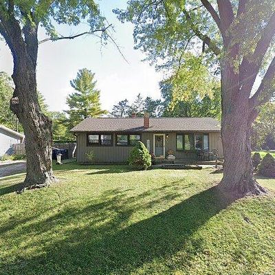 1405 W Pine St, Holiday Hills, IL 60051