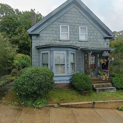 15 School St, Orange, MA 01364