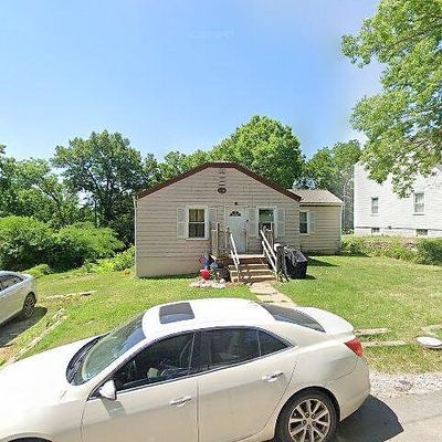 1917 E 83 Rd Ter, Kansas City, MO 64132