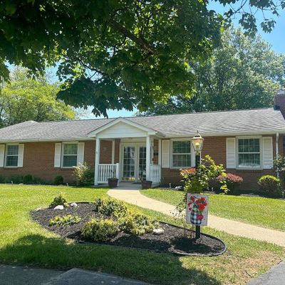 2 Aldham Ct, Wilmington, DE 19803