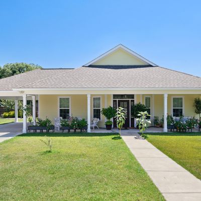 201 Saint Charles Ave, Long Beach, MS 39560