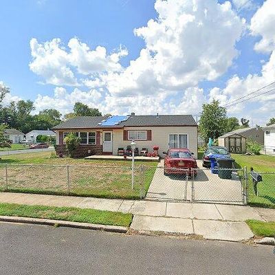 202 Canary Ln, Mount Holly, NJ 08060